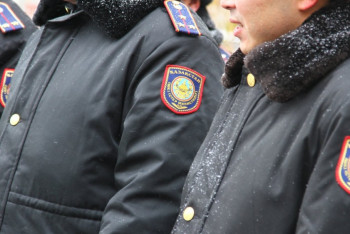 Фотография к новости: В новогодние дни охранять общественный порядок в Астане будут около 1500 полицейских и военнослужащих