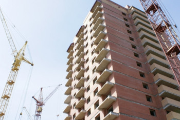 Фотография к новости: В Мажилисе сообщили стоимость ежемесячного платежа ипотечного жилья по «Нурлы жер»