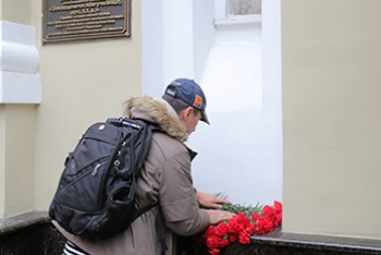 Фотография к новости: Сегодня в России - общенациональный траур