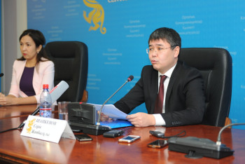 Фотография к новости: В Атырау людям пострадавшим от ЧС в 2016 году выплатили более 65 млн тенге