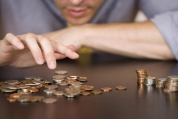 Фотография к новости: «Подарок» от банкрота: В Акмолинской области работникам выплатят зарплату за несколько лет