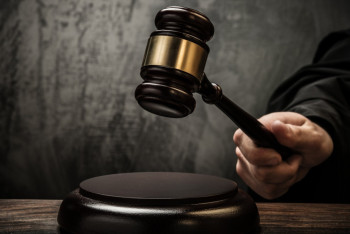 Фотография к новости: Депутат из Уральска задержан за превышение должностных полномочий