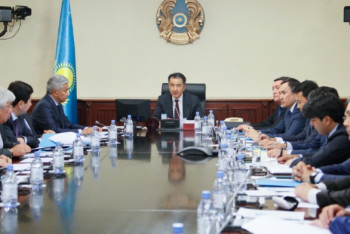 Фотография к новости: Бакытжан Сагинтаев поручил пресекать случаи незаконного повышения цен на продукты