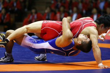 Борцы из 11 стран мира примут участие в Мемориале Турлыханова в Алматы