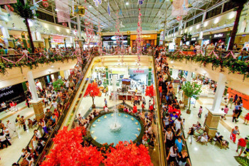 Фотография к новости: Глава МВД рассказал о задержании мужчины, пытавшегося изнасиловать девочку в ТРЦ Алматы