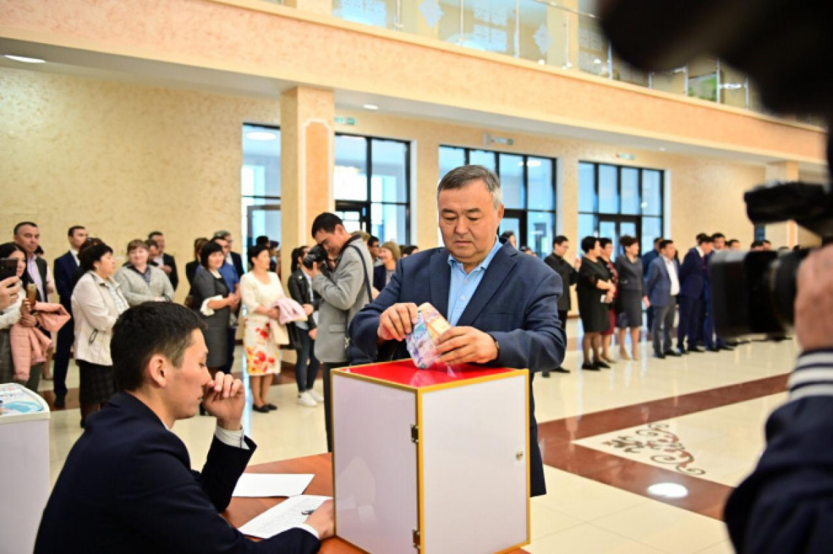 Актюбинцы собрали более миллиона тенге для детей-сирот