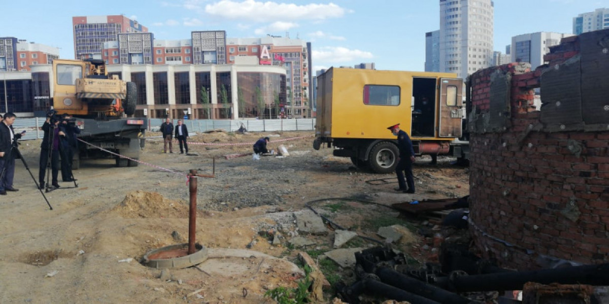 Четыре человека погибло от отравления метаном в столице РК 