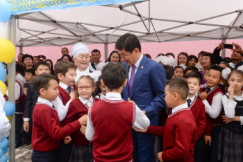 Фотография к новости: Сколько школ и пристроек возведут в Алматы, рассказал Байбек 