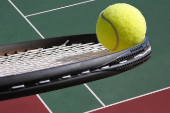 Фотография к новости: Roland Garros: Кукушкин и Рыбакина не прошли во второй круг соревнований 