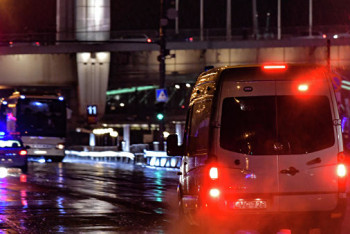 Фотография к новости:  Семь человек погибли, 19 пропали без вести при крушении судна в Будапеште