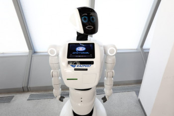 Фотография к новости: Четыре робота-консультанта "работают" на "Казпочту"