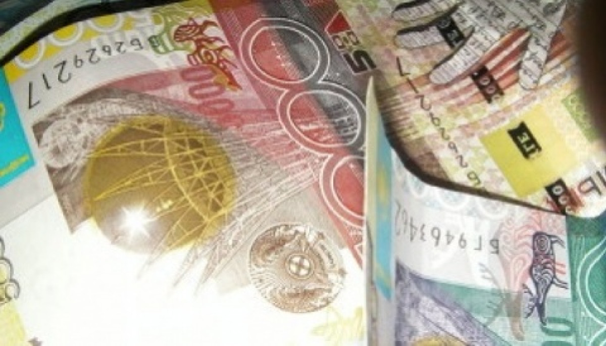 Клиентам проблемных банков будут возвращать вклады раньше на 3 месяца 