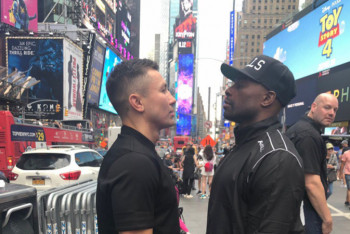 Фотография к новости: Головкин и Роллс провели дуэль взглядов на Times Square