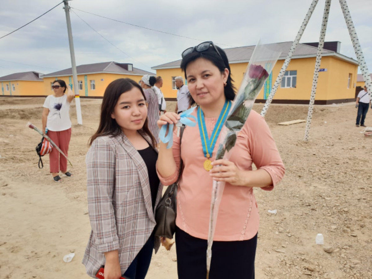  Многодетным семьям Кызылорды вручили ключи от новых домов 