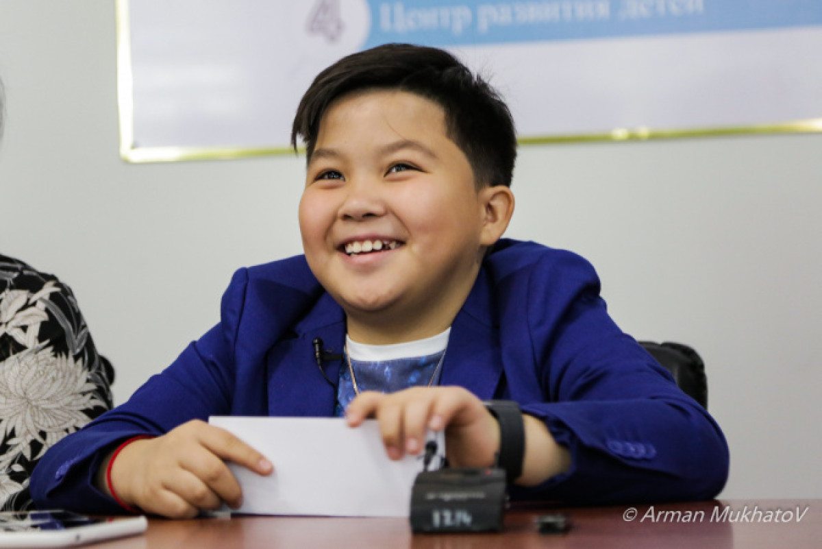Ержан Максим переедет в Москву 