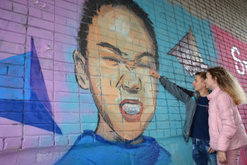 Фотография к новости: Талантливый художник в Петропавловске превращает в шедевры бывшие наркограффити