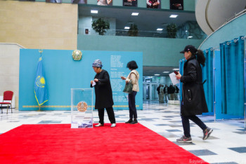 Фотография к новости: Почти 66% казахстанцев проголосовали на выборах к 16 часам 