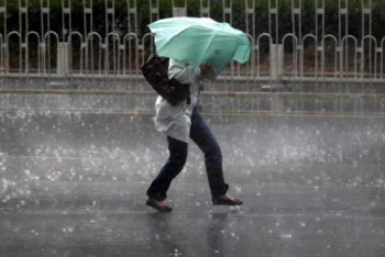 Фотография к новости: Дожди и сильный ветер обещают казахстанцам 10 июня