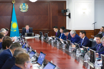 Фотография к новости: Мамин поручил обеспечить реализацию  курса Елбасы и выполнение предвыборной программы избранного Президента РК