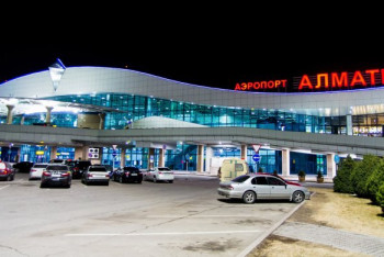 Фотография к новости: В аэропорту Алматы исчезли зоны для курения