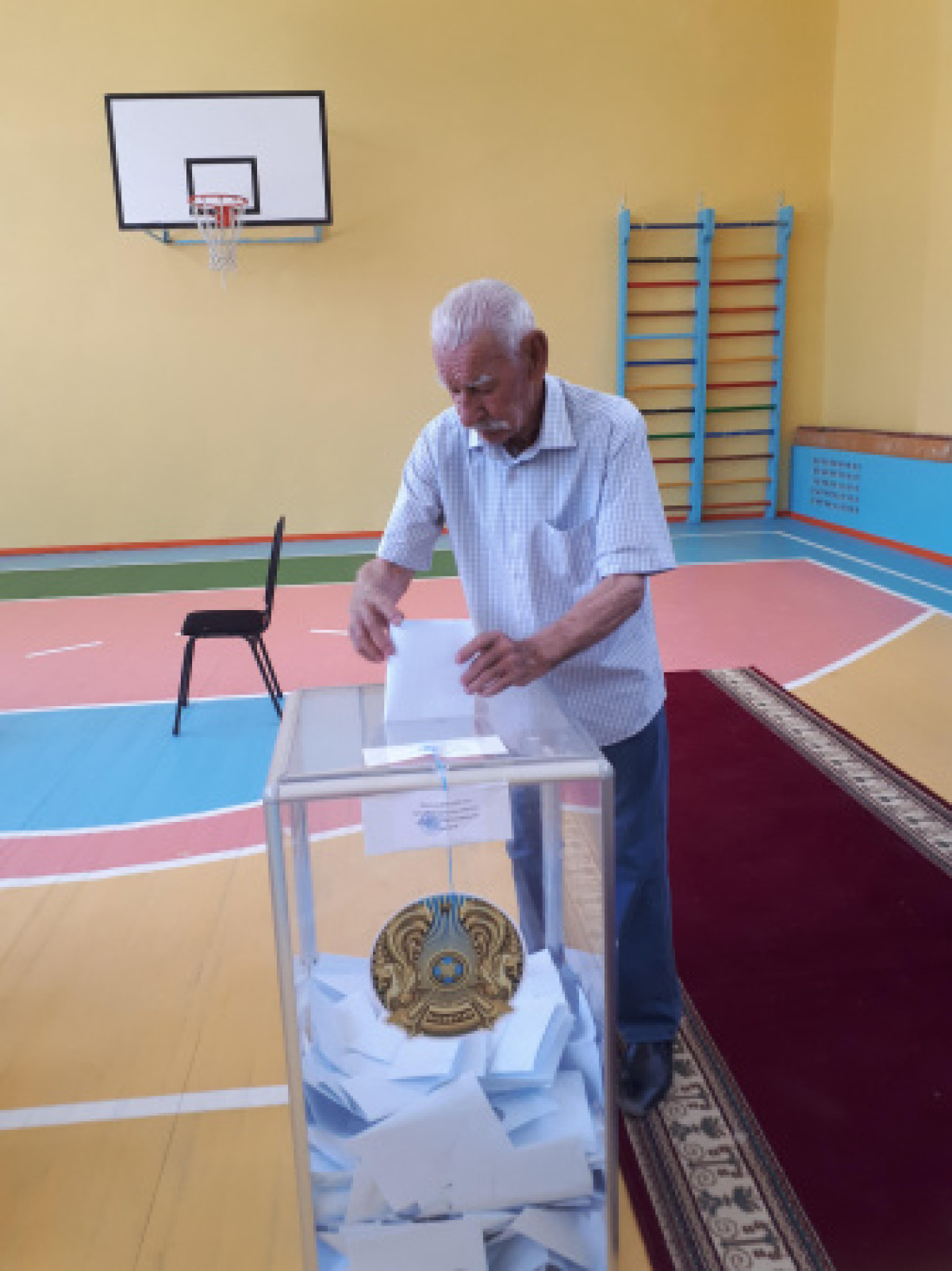 Ветеран ВОВ из Актау за 91 год не пропустил ни одни выборы