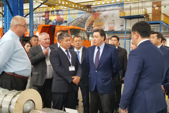 Фотография к новости: Аскар Мамин посетил ряд объектов в Кокшетау