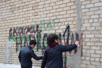 Фотография к новости: Спайс, соль, "скорость". Как акмолинские наркополицейские борются с "синтетикой"