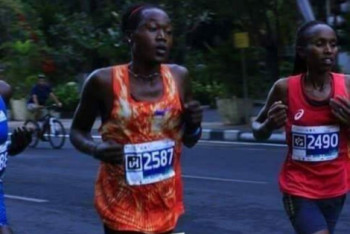 Фотография к новости: Дисквалифицированная за допинг бегунья из Кении оказалась мужчиной