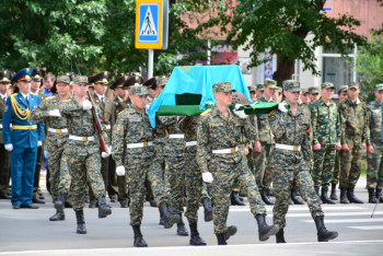 Фотография к новости: Долгая дорога домой: Прах акмолинского солдата вернули на родину
