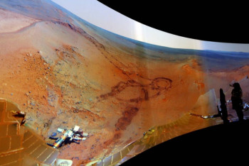 Фотография к новости: Марсоход Curiosity нашёл признаки жизни в атмосфере Марса