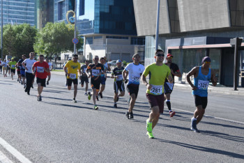 Фотография к новости: Около 500 человек участвовали в "Нур-Султан Дуатлон-2019"