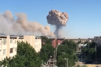 Фотография к новости: Действуют три пункта эвакуации из района ЧС в Арыси