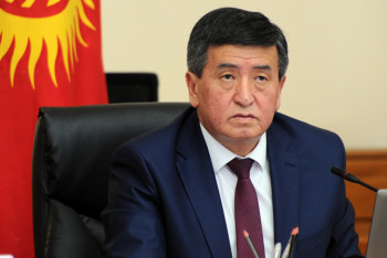 Фотография к новости: Сооронбай Жээнбеков выразил соболезнования погибшим при взрывах в Арыси