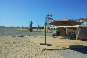 В Актау откроется пляж для детей с ограниченными возможностями