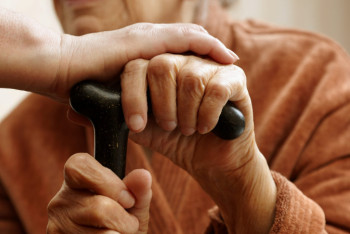 18 семейных пар появилось в столичном доме престарелых 