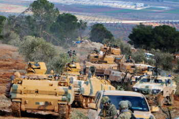 Фотография к новости: Турция перебросила спецназ и военную технику на границу с Сирией