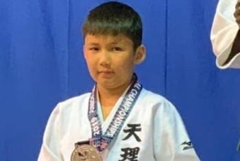 10-летний дзюдоист из Казахстана выиграл медаль на турнире в США