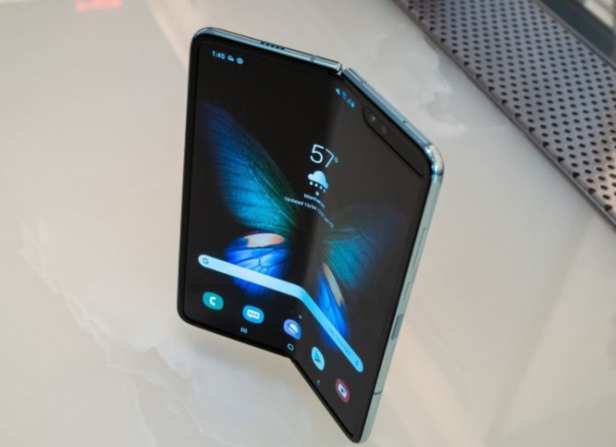Samsung признала, что представила Galaxy Fold недоработанным