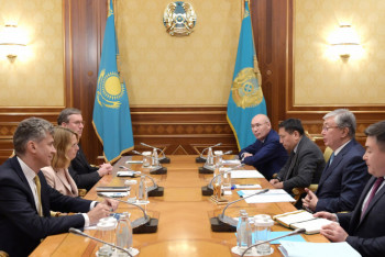 Фотография к новости: Токаев встретился с представителем банка Citigroup