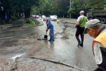 Фотография к новости: Алматы подтопило после дождя