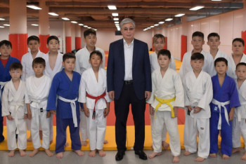 Токаев принял участие в открытии Дворца единоборств в Нур-Султане