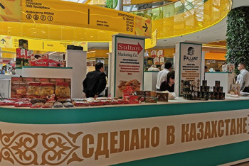 Фотография к новости: Минчане попробовали на вкус лучшие продукты из Казахстана
