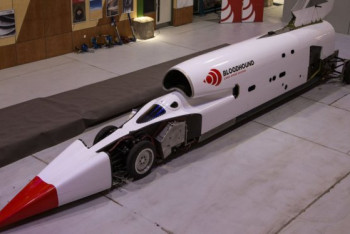 Фотография к новости: Самый быстрый автомобиль в мире готов поставить новый рекорд