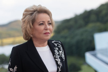 Фотография к новости: Валентина Матвиенко награждена казахстанским орденом