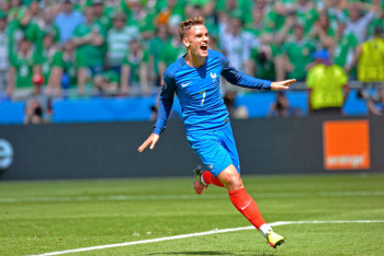 Фотография к новости: Антуан Гризманн перешел в "Барселону" за 120 млн евро