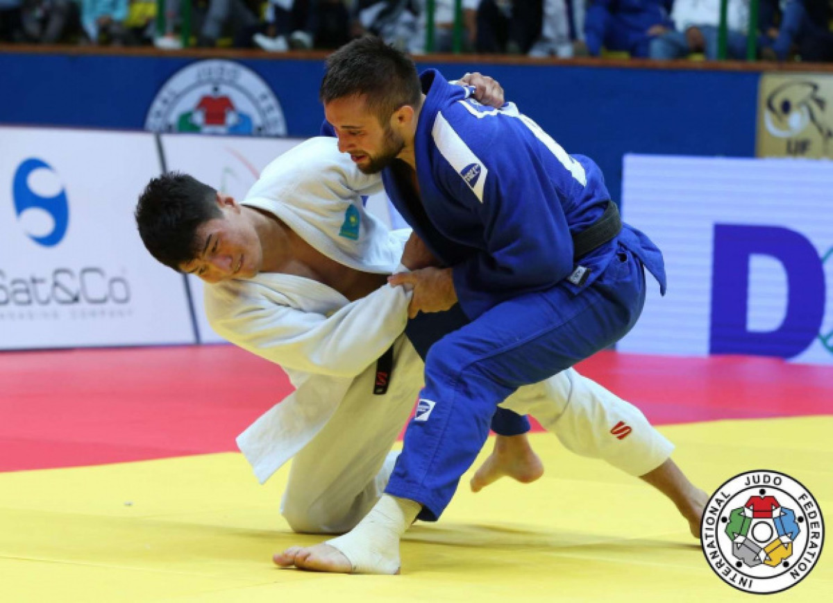Дзюдоист Елдос Жумаканов завоевал "серебро" Гран-при в Будапеште   