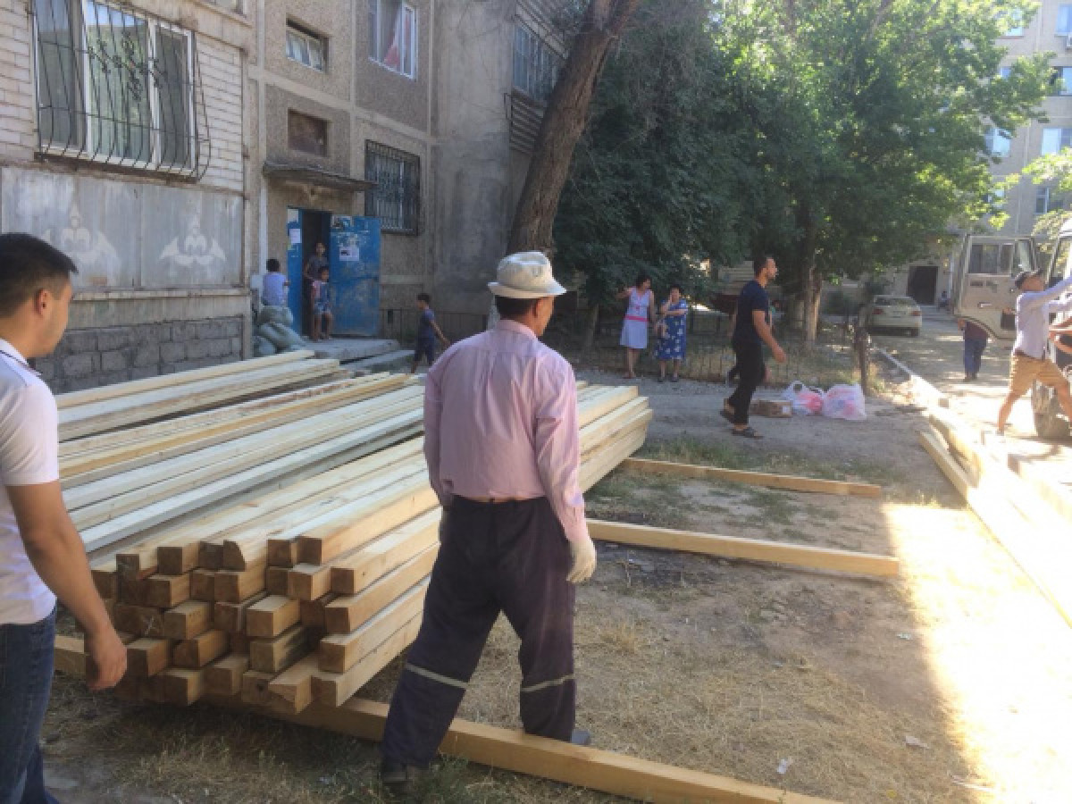 В моногороде Кентау начали модернизировать 44 многоэтажки