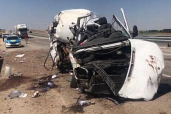 Фотография к новости: Пять человек погибли в ДТП на трассе Шымкент - Жибек жолы