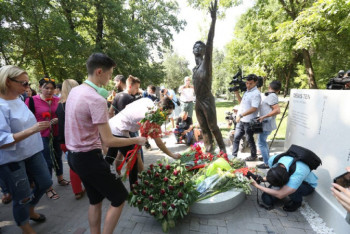 Фотография к новости: В Казахстане почтили память фигуриста Дениса Тена