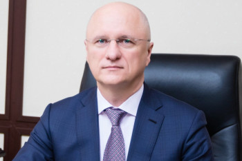 Фотография к новости: Металлурги в буквальном смысле куют мощь - Роман Скляр